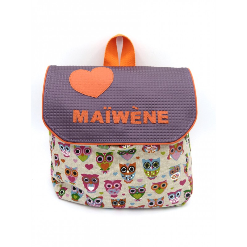Sac à dos personnalisé - Balade en forêt. Bretelles réglables et prénom en cuir. Sac à dos personnalisé - Balade en forêt. Bretelles réglables et prénom en cuir.