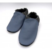 Chaussons en cuir souples - Bleu gris et gris foncé. Fait main et unique.
