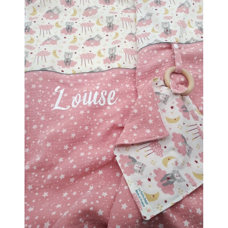 Couverture bébé : Nounours sous la lune rose. Pour le berceau, la poussette et les ballades