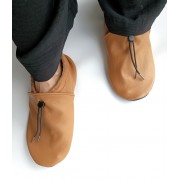 Chaussons adultes en cuir souple, réglables  - Camel
