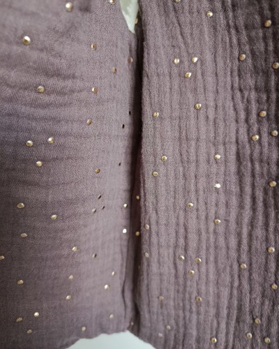 Gilet de berger ivoire fleurs mauves : doublé en double gaze de coton pailleté