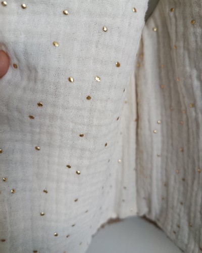 Gilet de berger taupe fleurs ivoires : doublé en double gaze de coton pailleté