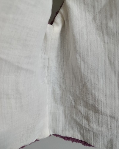 Gilet de berger bois de rose fleurs ivoires : doublé en double gaze de coton