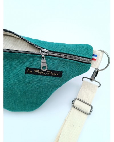 Sac banane - Lin lavé vert pin.  Léger et doux.