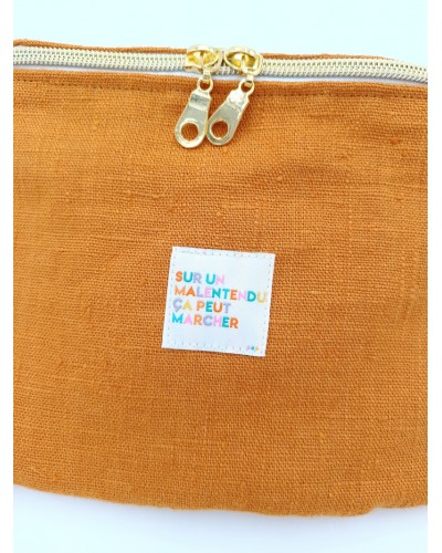 Sac banane - Lin lavé orange.  Fermeture 2 curseurs.