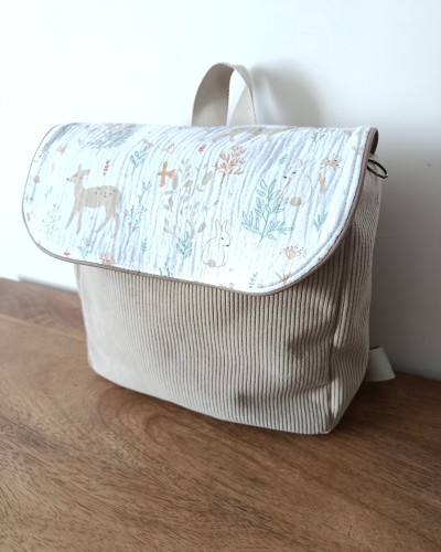 Sac à dos personnalisé - Biche. Cartable de maternelle.