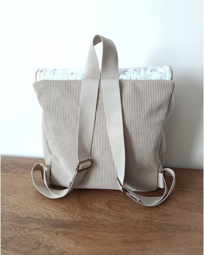 Sac à dos personnalisé - Biche. Sangles réglables.