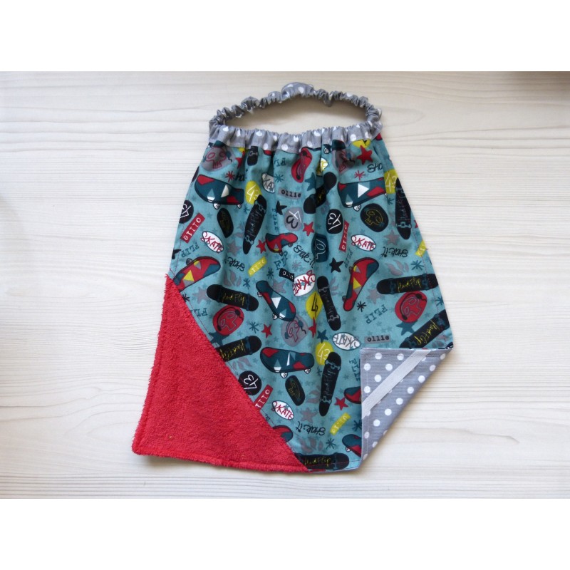 Serviette élastique éponge - Skateboard bleu. Pour la maison, la crèche, la nourrice, la cantine Serviette élastique éponge - Skateboard bleu. Pour la maison, la crèche, la nourrice, la cantine